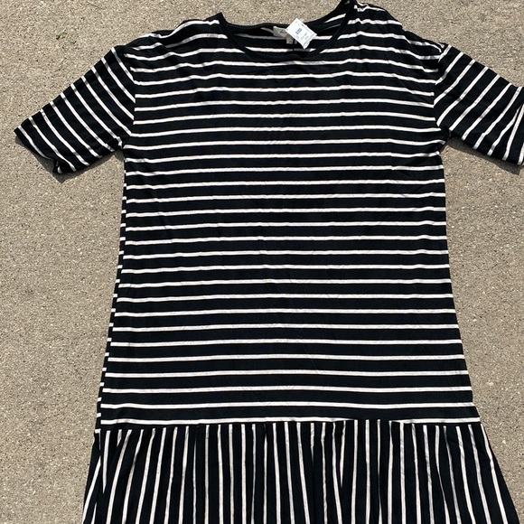 BNWT Daisy Island 80’s Inspired Drop Waist Dress - Picture 3 of 7